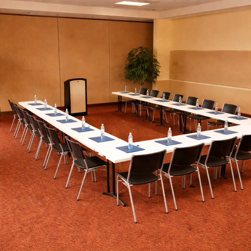 Table pliante conférence rectangulaire – configuration en U